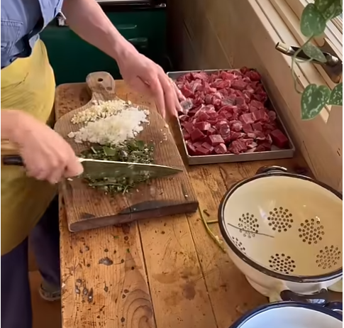 Making Lunch with Hannah – Homemade Grilled Cheese & Squash Soup with Baked Fish Stroganoff is a family favorite. This was amazing with lamb roasts, Daniel’s yogurt, and fresh herbs